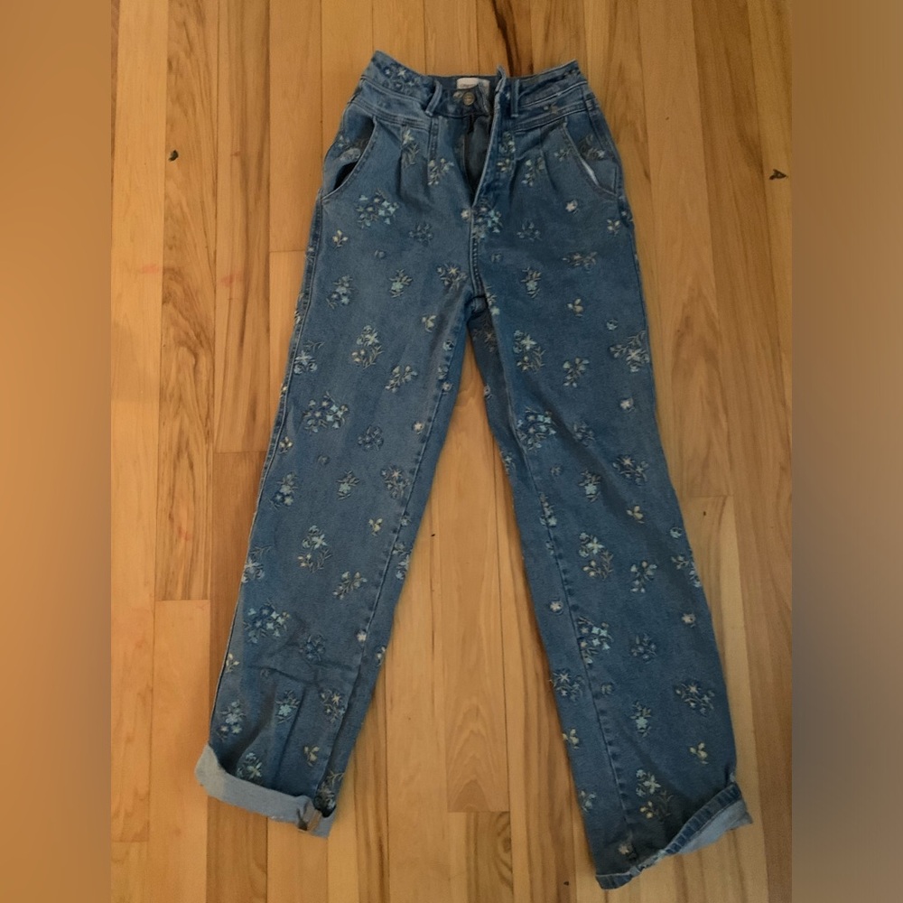 Embroidered flower jeans from free people (driftwood)